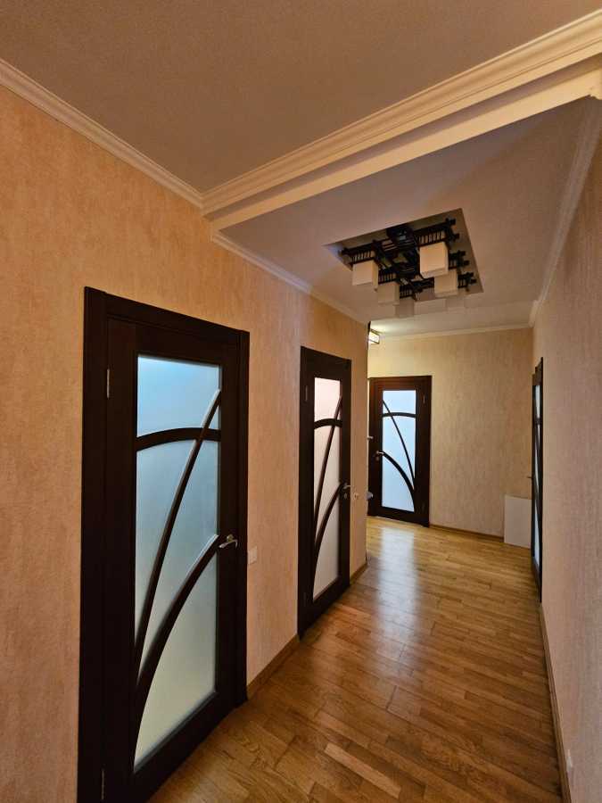 Оренда 2-кімнатної квартири 80 м², Львівська вул., 22А