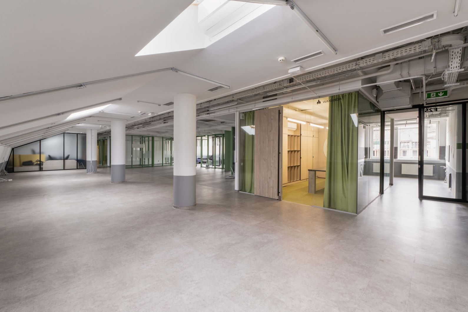 Продажа отдельно стоящего здания 4057 м², Боричев Ток ул., 35В