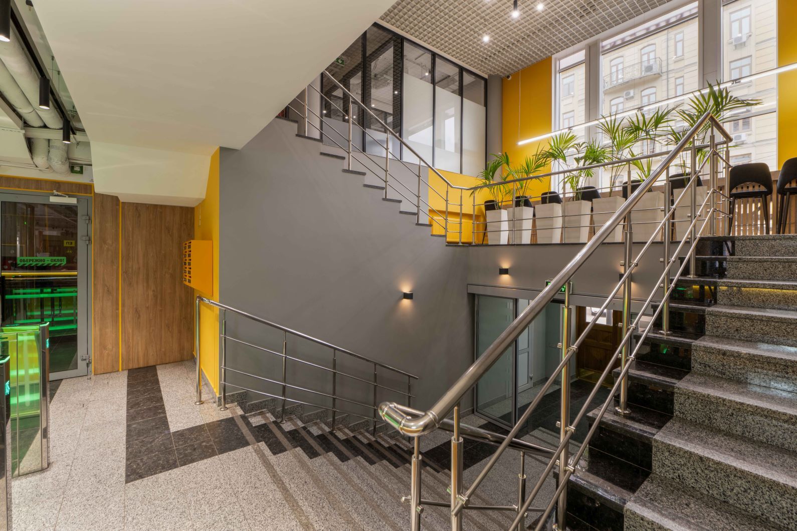 Продажа отдельно стоящего здания 4057 м², Боричев Ток ул., 35В