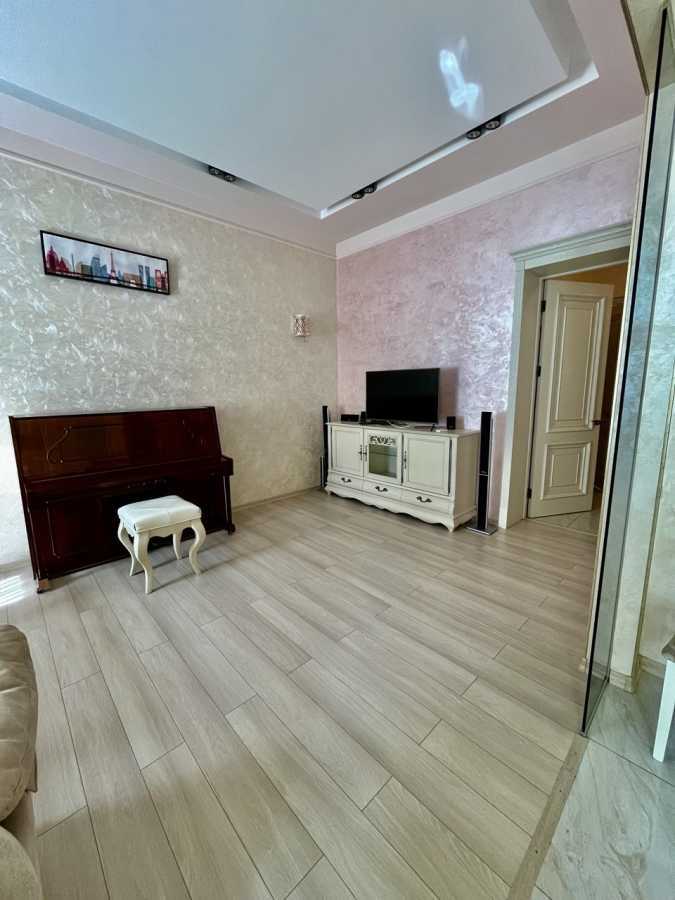 Аренда 3-комнатной квартиры 82 м², Кожумяцька, 16а