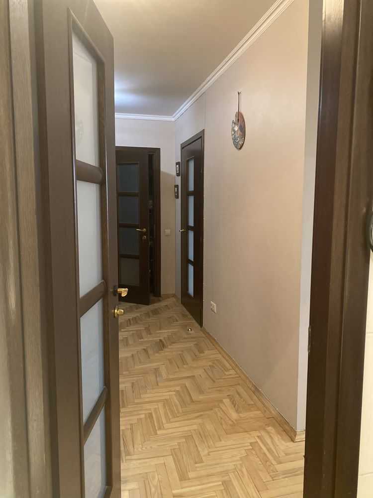 Аренда 1-комнатной квартиры 54 м², Братьев Зеровых ул., 14Б