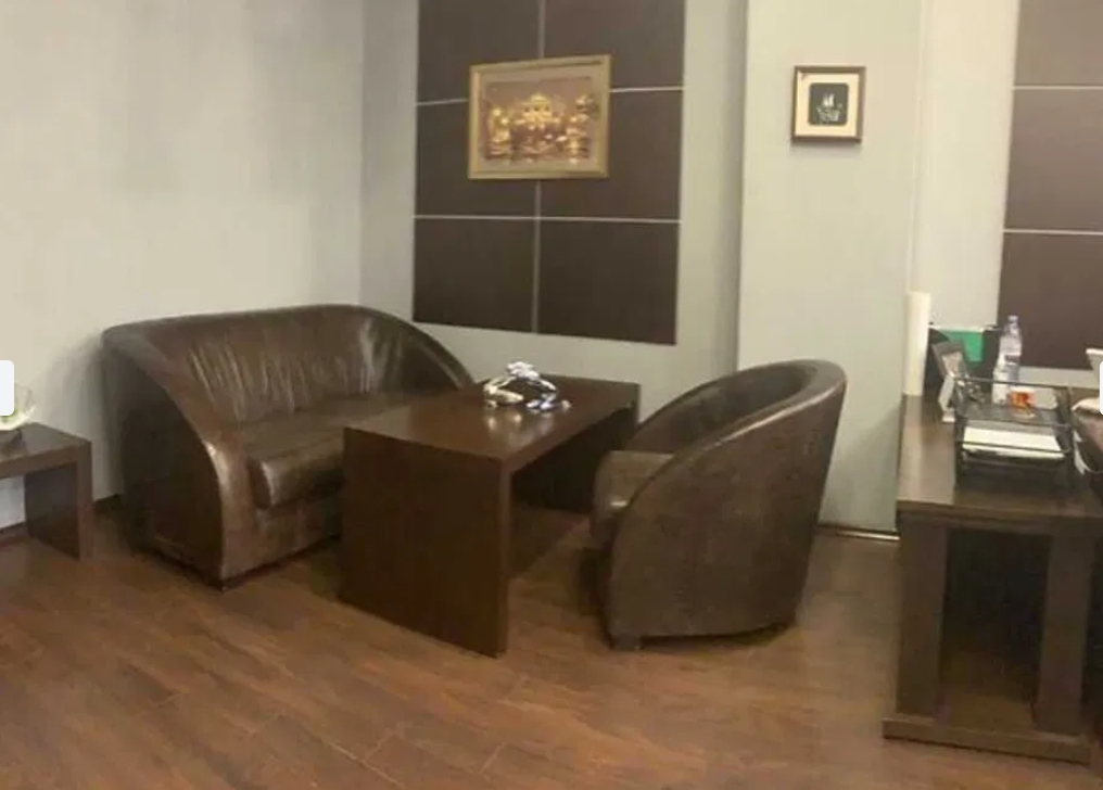 Оренда приміщення вільного призначення 1000 м², Базарна вул.