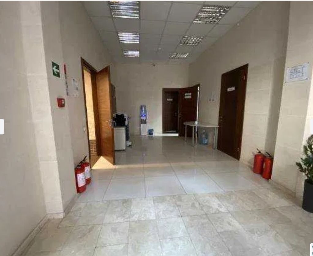 Оренда приміщення вільного призначення 1000 м², Базарна вул.