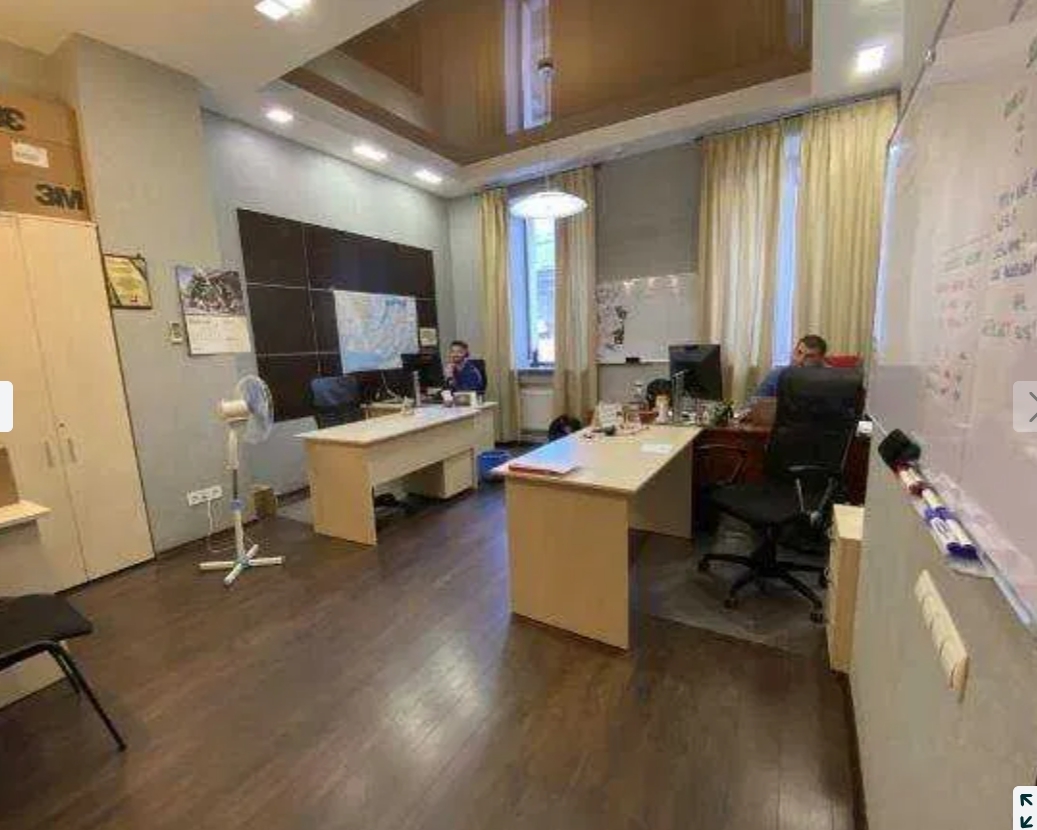 Оренда приміщення вільного призначення 1000 м², Базарна вул.