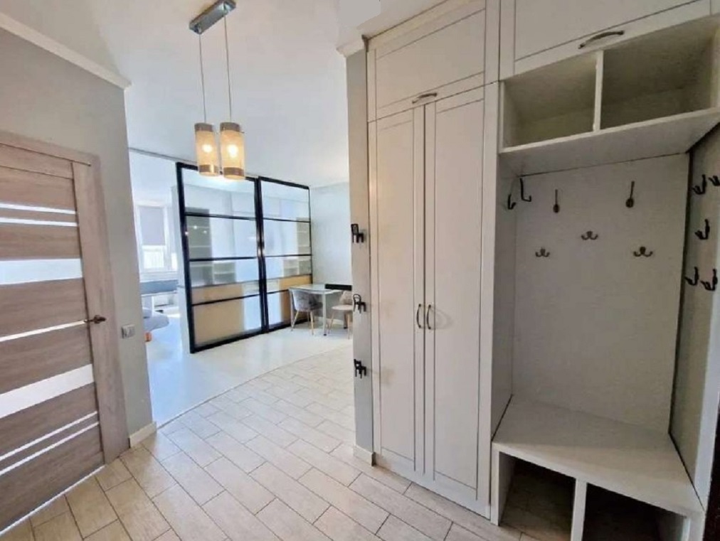 Продажа 2-комнатной квартиры 80 м², Михаила Максимовича ул., 3Г