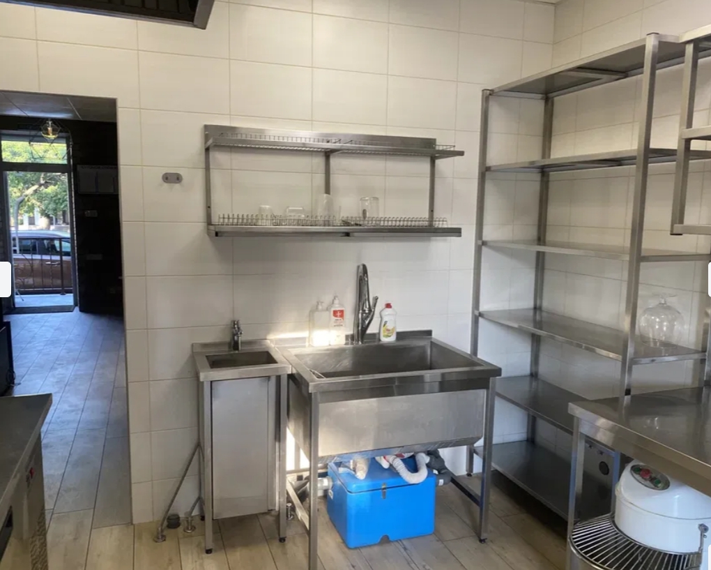 Оренда торговельного приміщення 68 м², Черноморского Казачества вул.