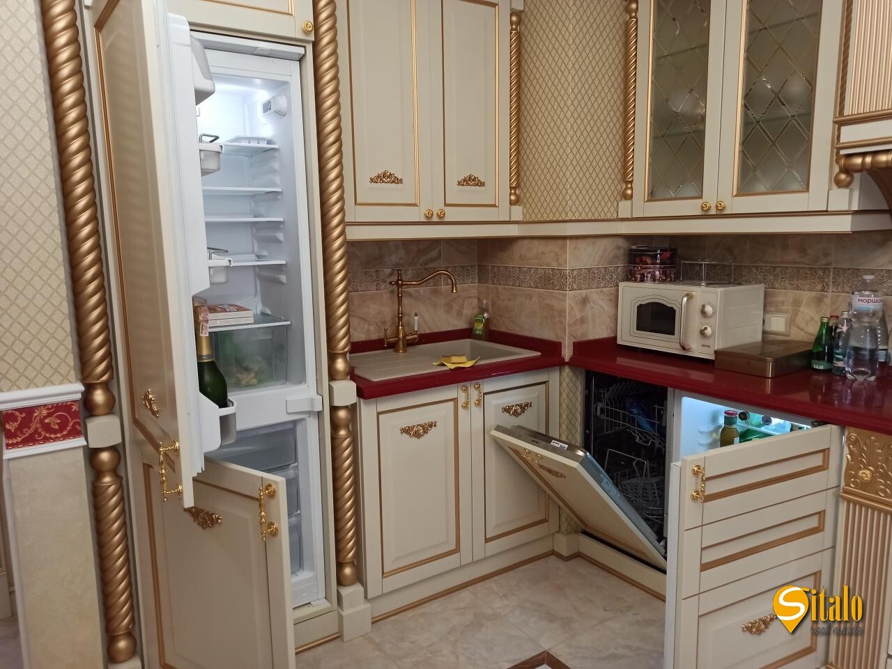 Продажа 2-комнатной квартиры 110 м², Полтавская ул., 10