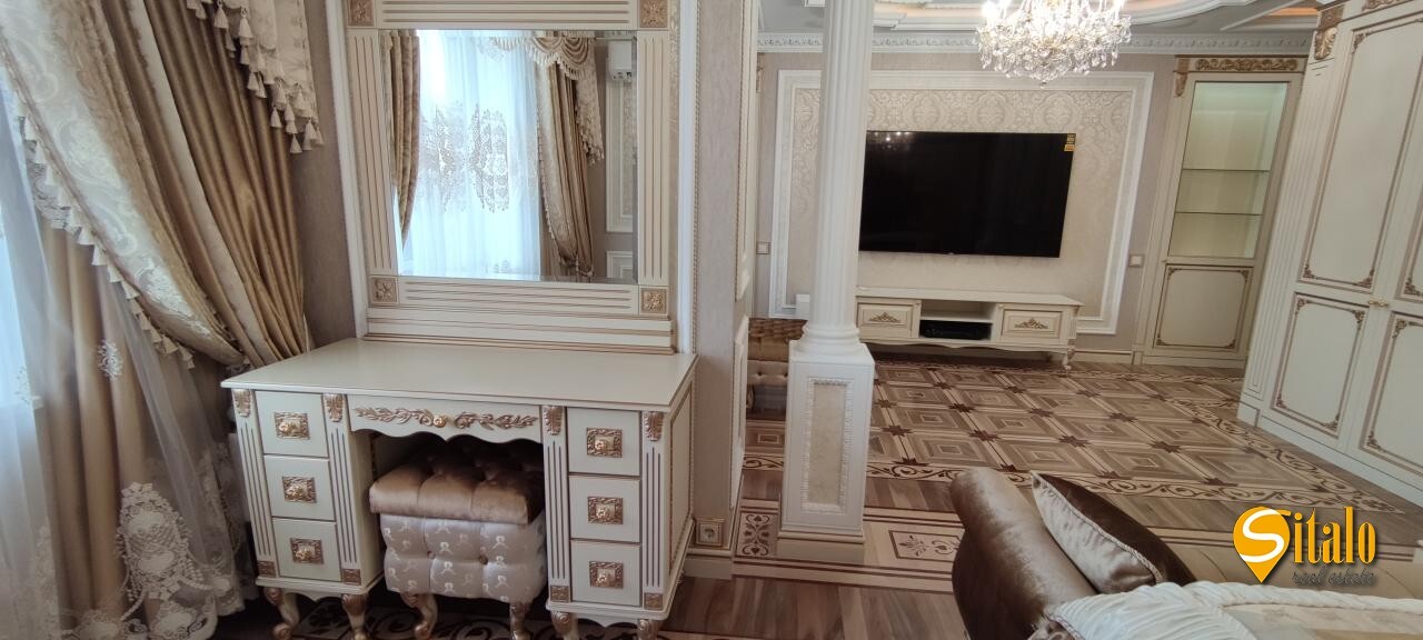 Продаж 2-кімнатної квартири 110 м², Полтавська вул., 10