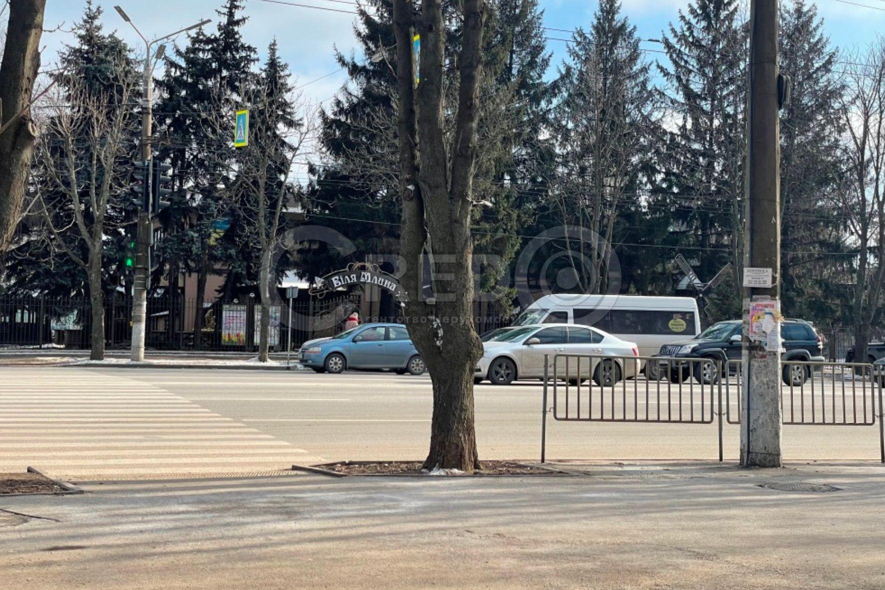 Оренда торговельного приміщення 122.8 м², Сергія Колачевського вул.