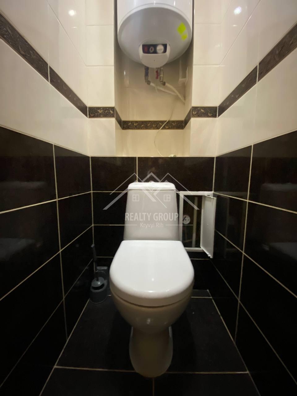 Продаж 3-кімнатної квартири 71.7 м², Січеславська вул.