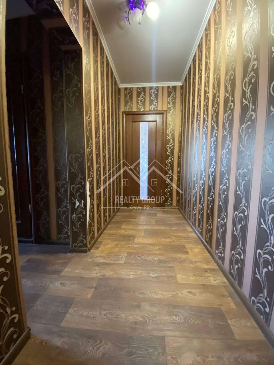 Продаж 3-кімнатної квартири 71.7 м², Січеславська вул.