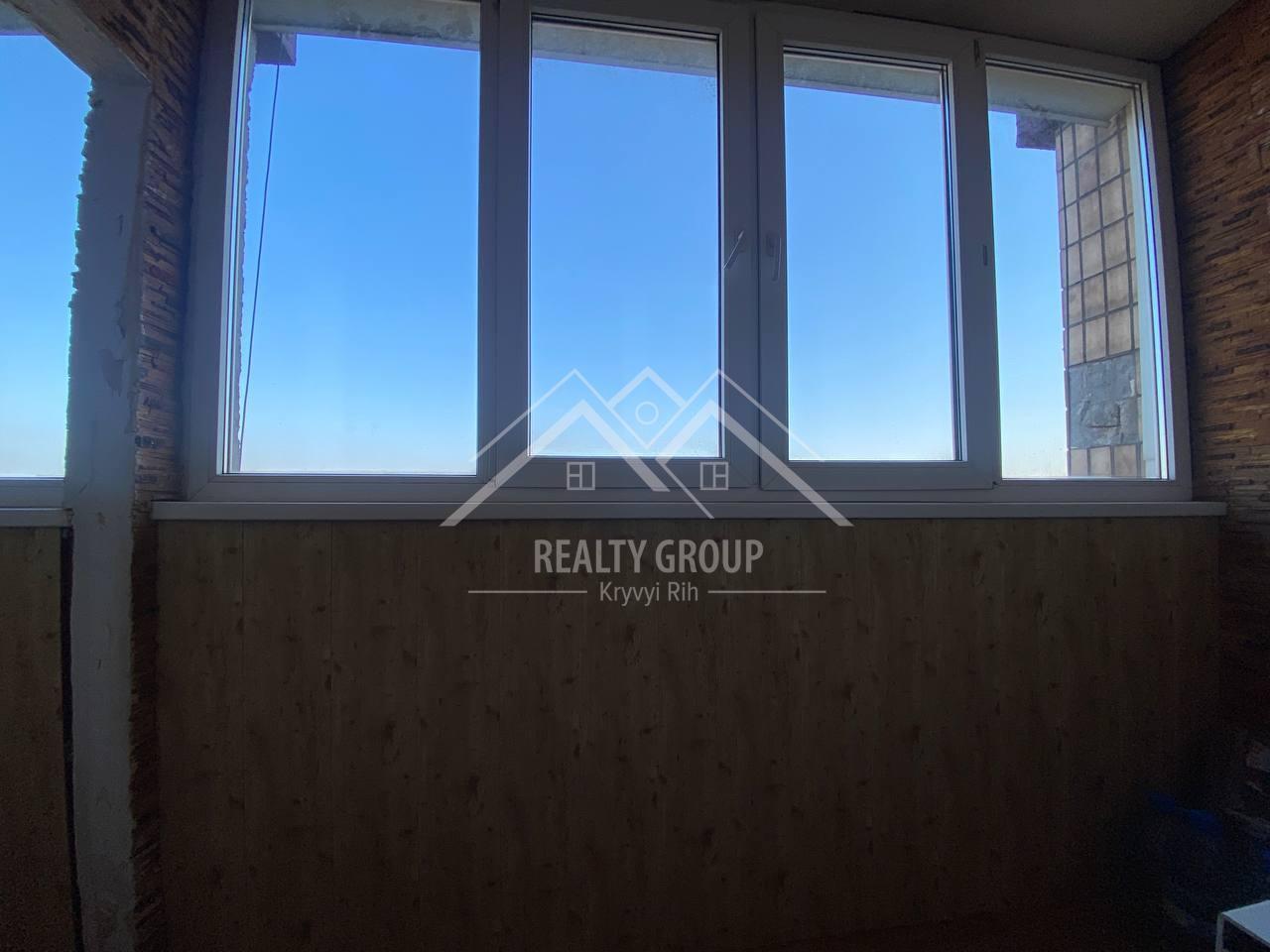 Продаж 3-кімнатної квартири 71.7 м², Січеславська вул.