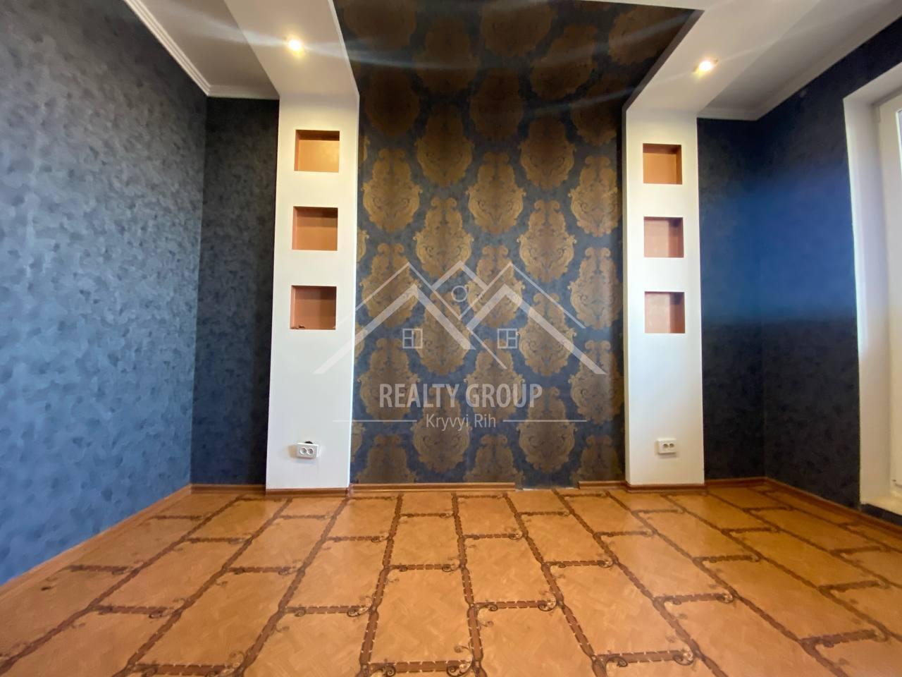 Продаж 3-кімнатної квартири 71.7 м², Січеславська вул.