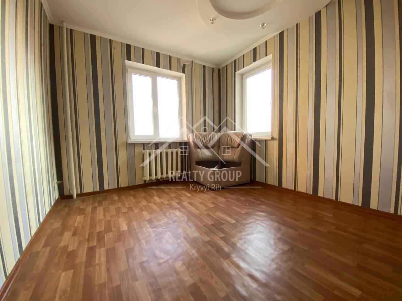 Продаж 3-кімнатної квартири 71.7 м², Січеславська вул.