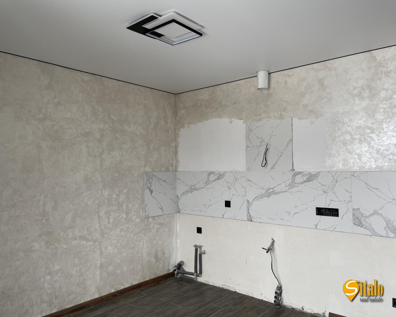 Продаж 2-кімнатної квартири 56 м²