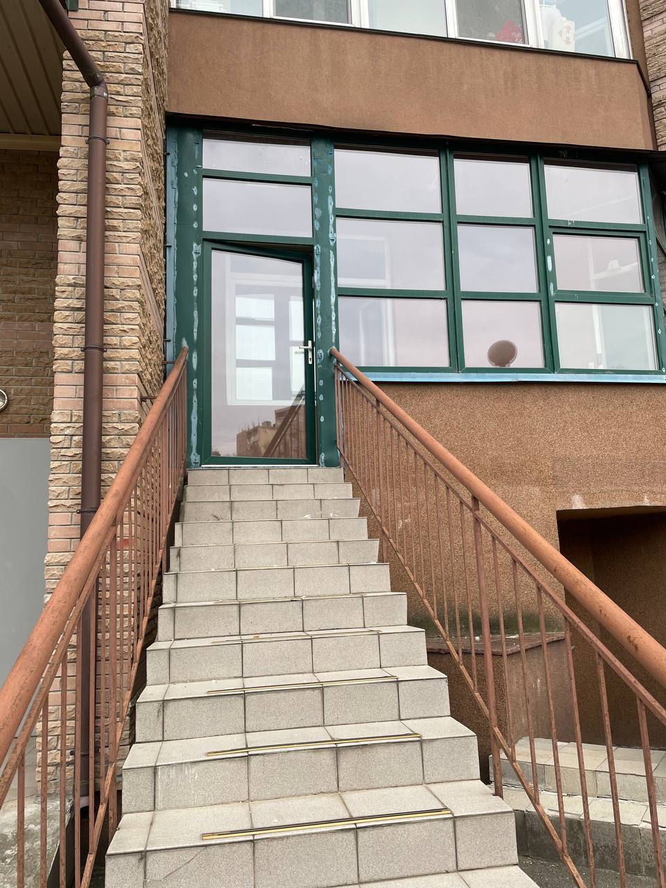 Оренда приміщення вільного призначення 15.34 м², Кудряшова вул., 16