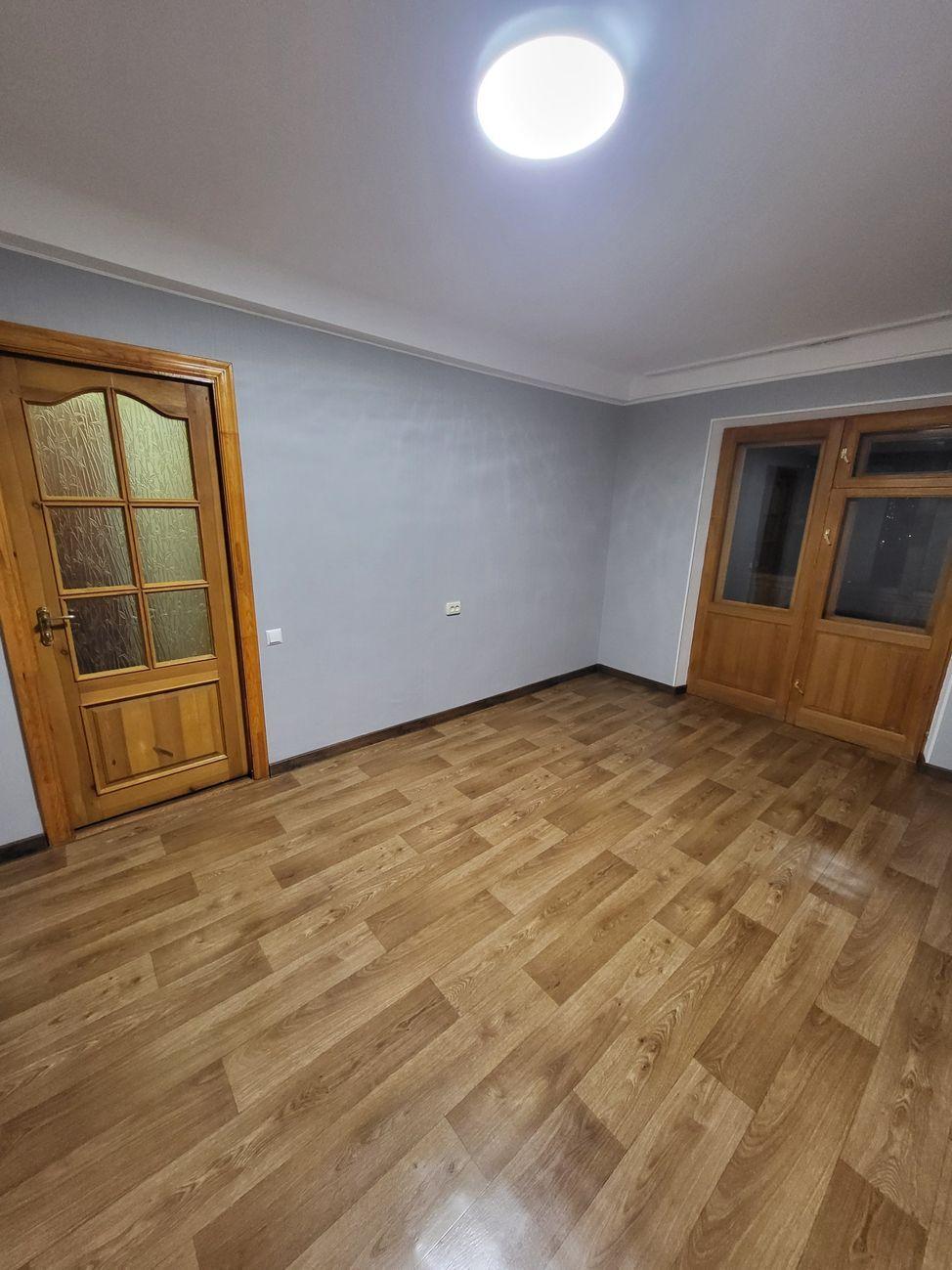 Продаж 1-кімнатної квартири 30 м², Космонавта Волкова вул., Поповича ул., 9