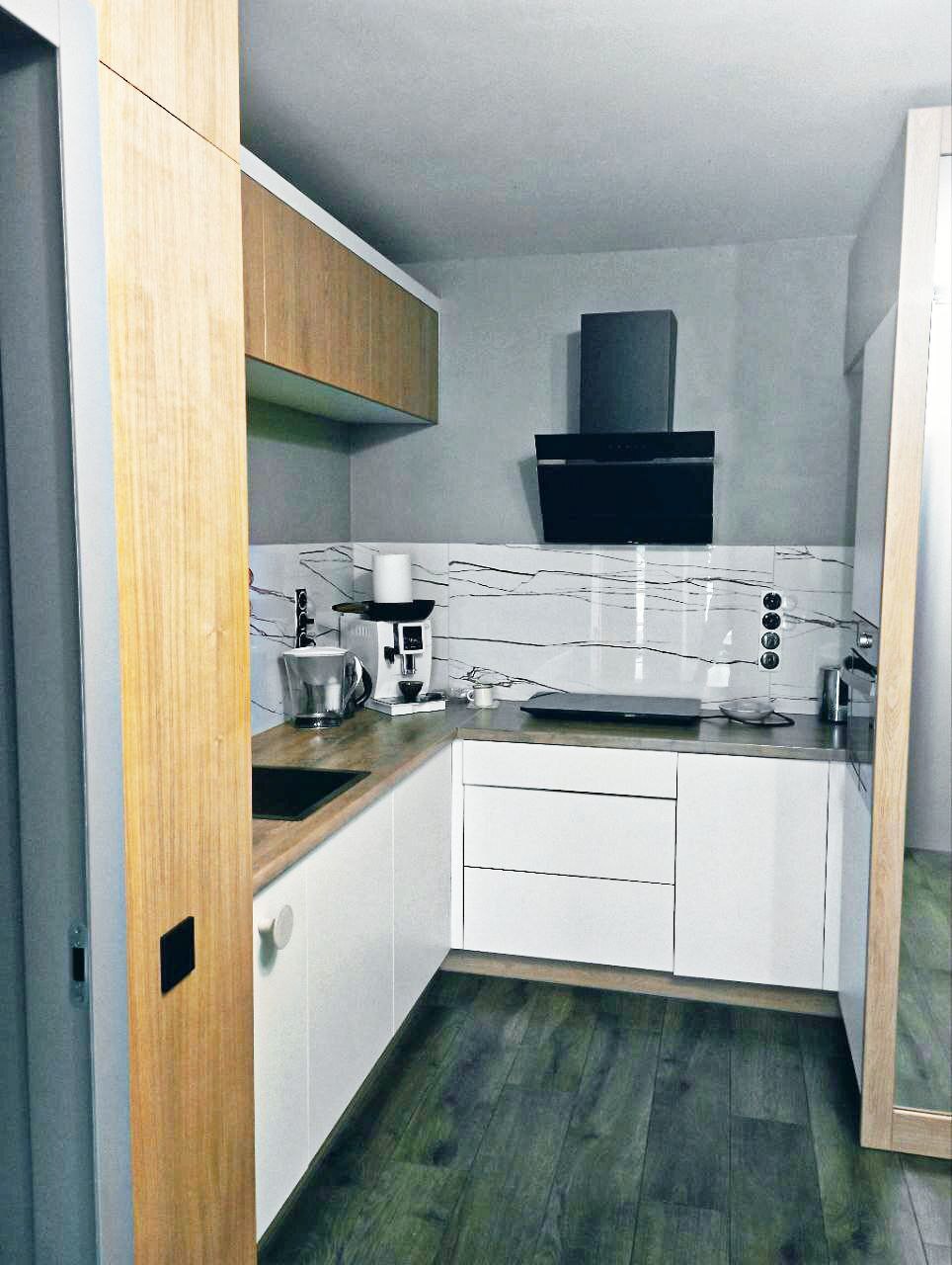 Продаж будинку 327 м²