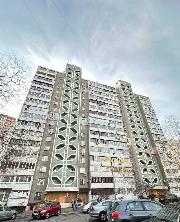 Продажа 3-комнатной квартиры 104 м², Бориса Гмыри ул., 11