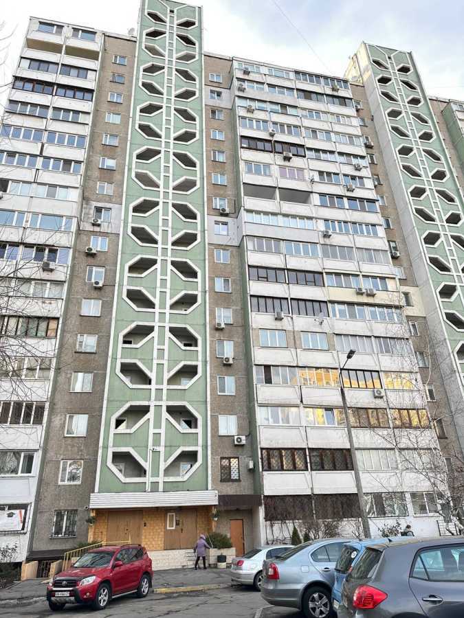 Продажа 3-комнатной квартиры 104 м², Бориса Гмыри ул., 11