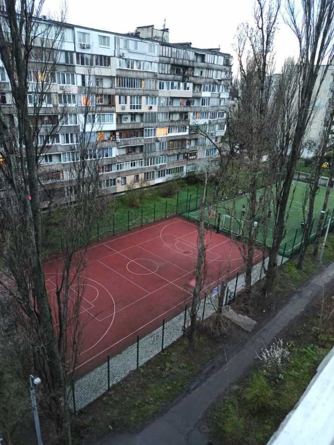 Продажа 2-комнатной квартиры 47 м², Русановский бул., 5