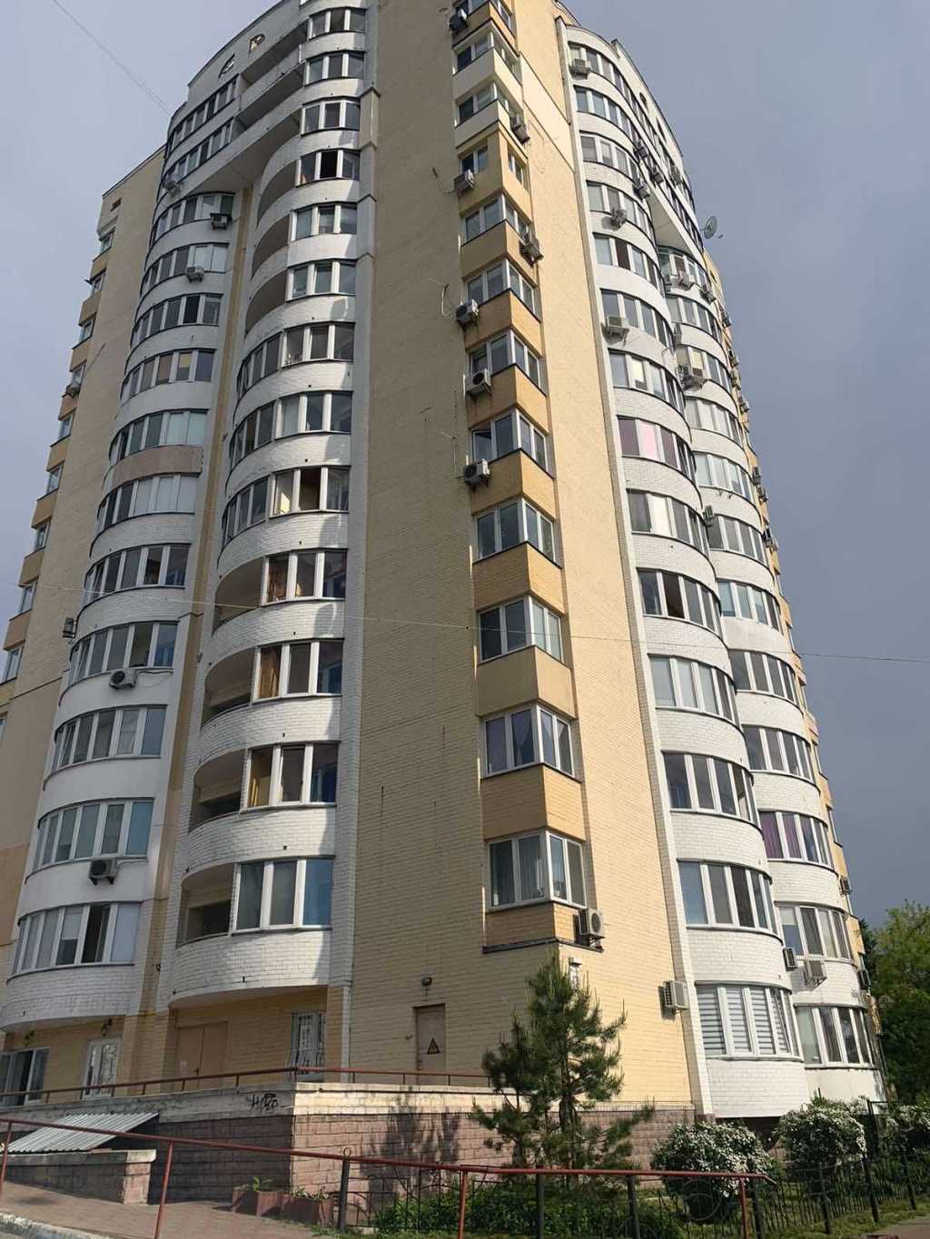 Продажа 2-комнатной квартиры 76 м², Героев Сталинграда просп., 43В