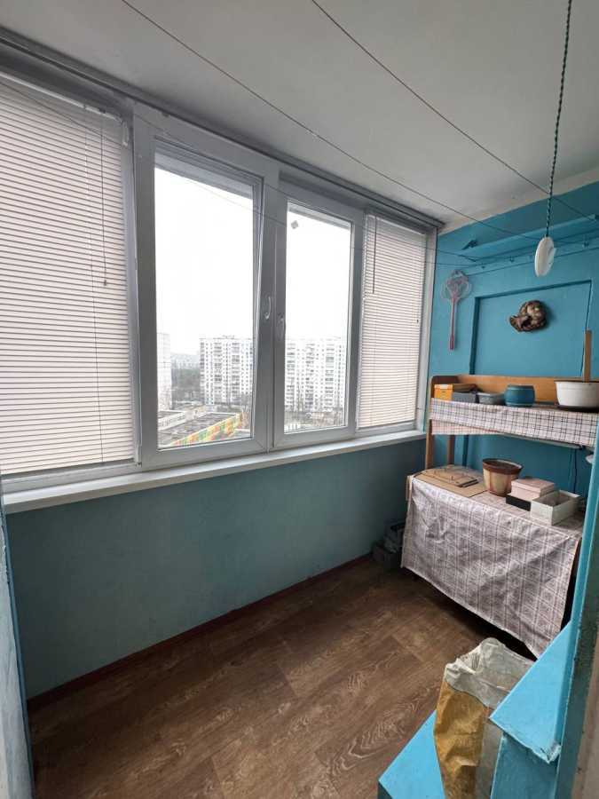 Продаж 2-кімнатної квартири 47 м², Дарницький бул., 7