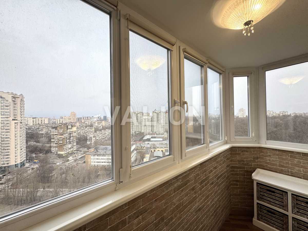 Продажа 2-комнатной квартиры 62.5 м², Генерала Шаповала ул., 20