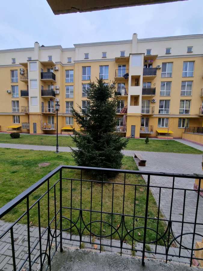 Продажа 1-комнатной квартиры 37 м², Победы просп.