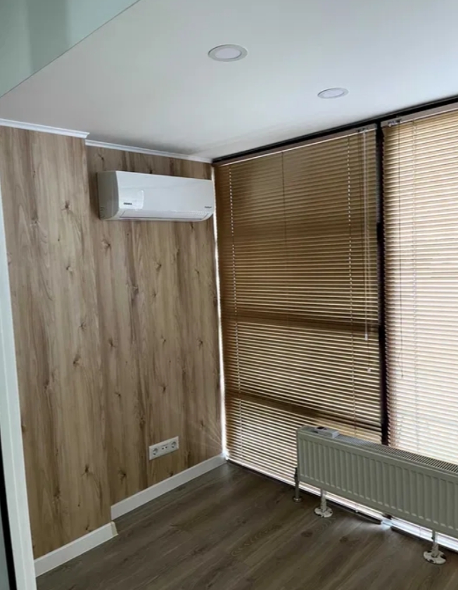 Оренда приміщення вільного призначення 220 м², Долгая вул.