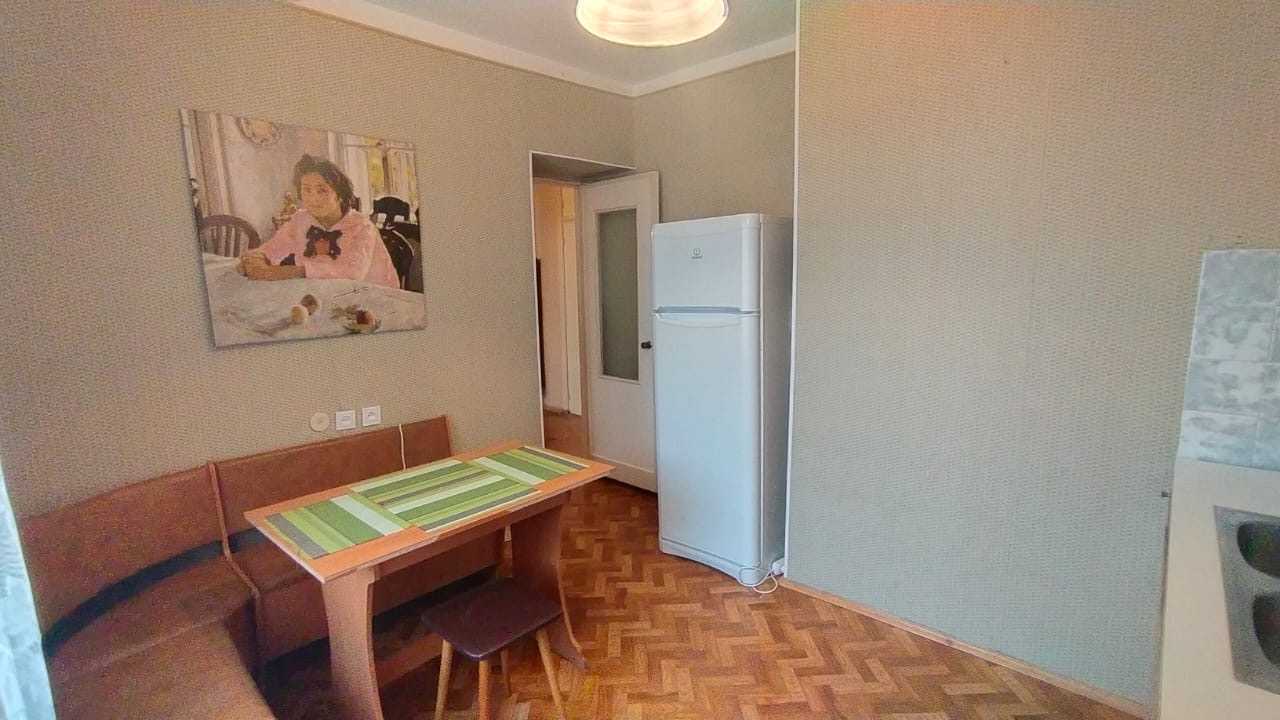 Продаж 2-кімнатної квартири 70 м², Тургенівська вул., 37/41