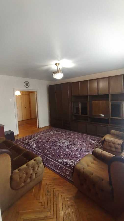 Продаж 2-кімнатної квартири 70 м², Тургенівська вул., 37/41