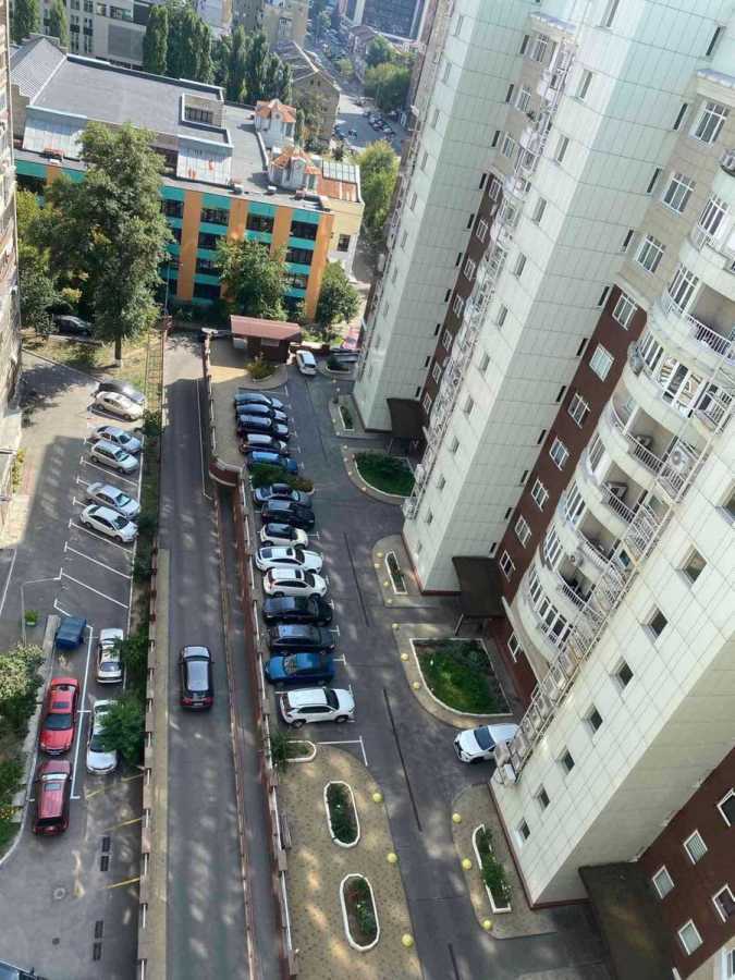 Продаж 1-кімнатної квартири 47 м², Володимира Антоновича вул., 131