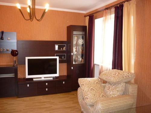 Продаж 2-кімнатної квартири 67 м², Юрківська вул.