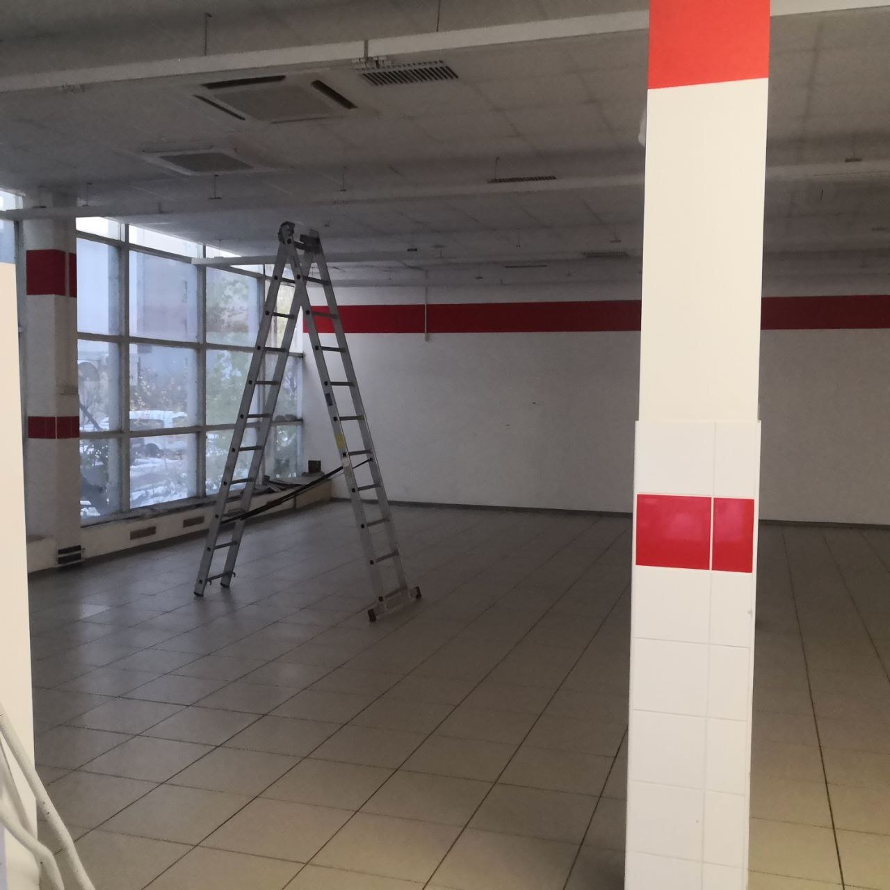 Оренда торговельного приміщення 150 м², Миколи Голего вул., 7