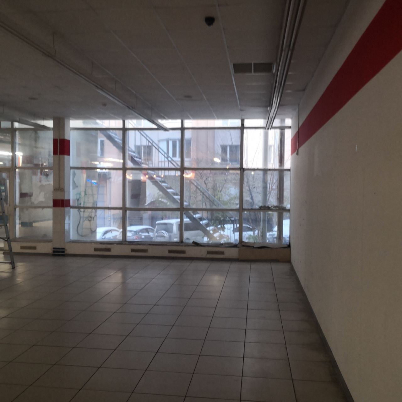 Оренда торговельного приміщення 150 м², Миколи Голего вул., 7
