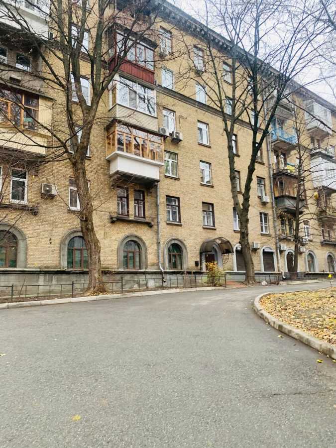 Продажа 2-комнатной квартиры 56.3 м², Гоголевская ул., 39А