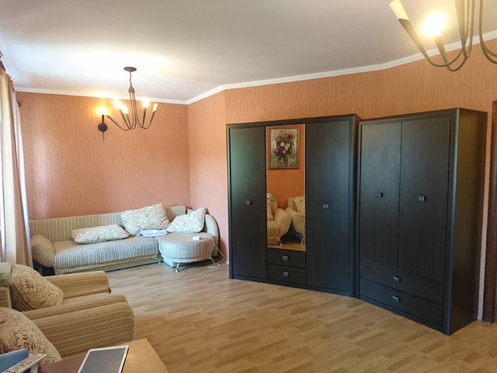 Продаж 2-кімнатної квартири 67 м², Юрківська вул.