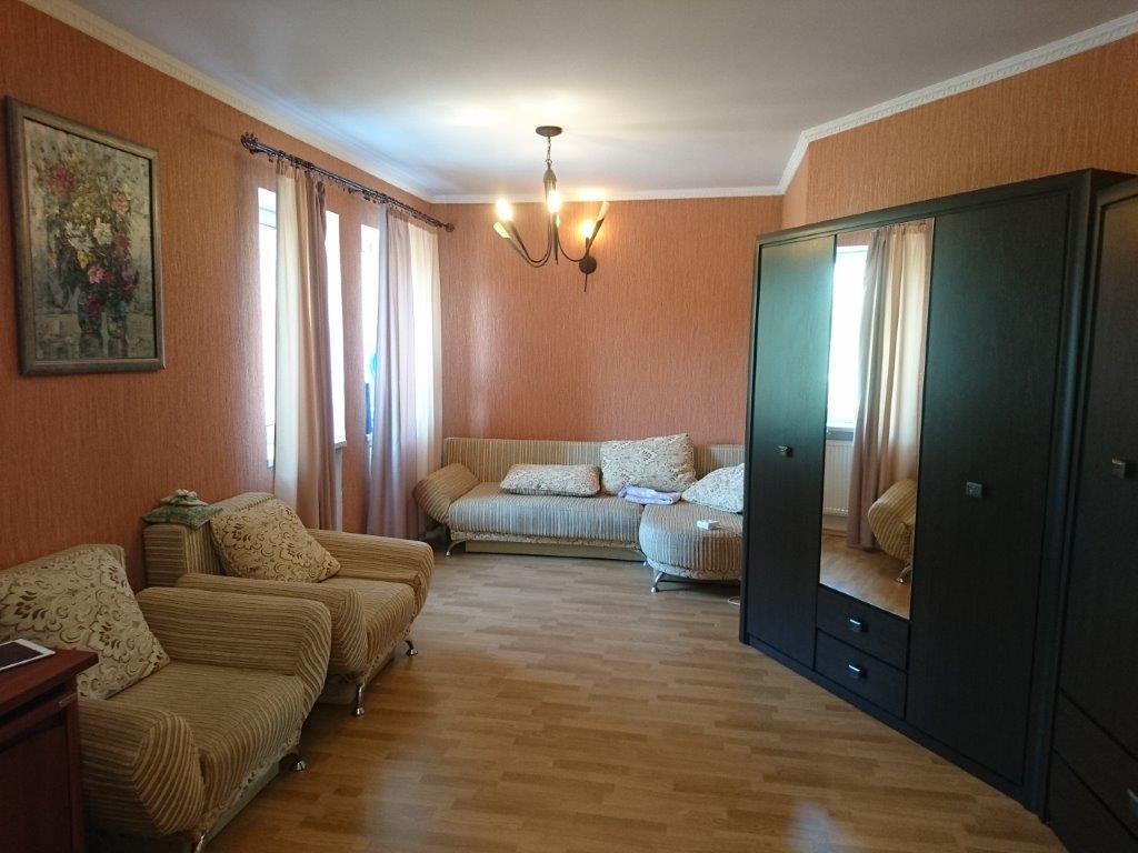 Продаж 2-кімнатної квартири 67 м², Юрківська вул.