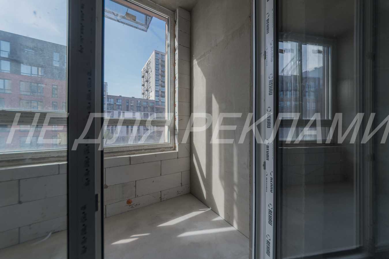 Продажа 1-комнатной квартиры 47.7 м², Салютная ул., 2б-19