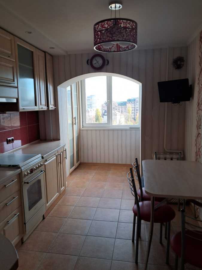 Продажа 3-комнатной квартиры 75 м², Бехтеревский пер., 10