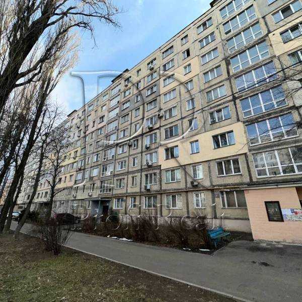 Продажа 2-комнатной квартиры 47 м², Зодчих ул., 56