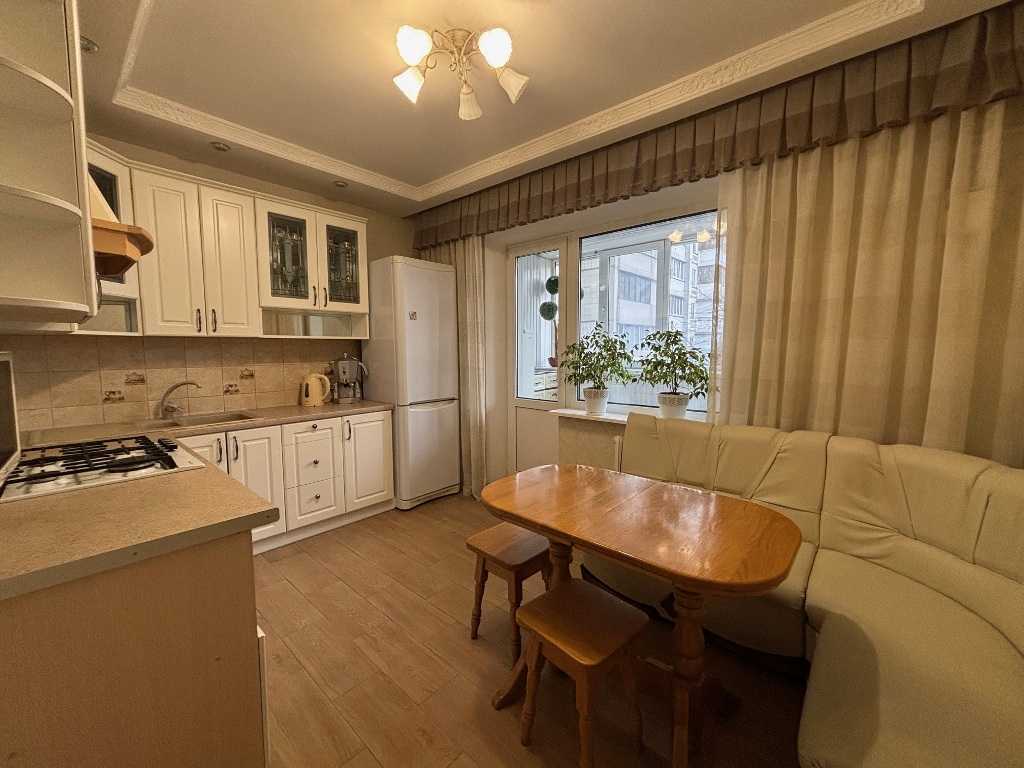 Продажа 3-комнатной квартиры 90 м², Бориса Гмыри ул., 13