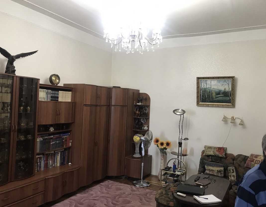 Продаж 1-кімнатної квартири 60 м², Верхній Вал вул., 48/28