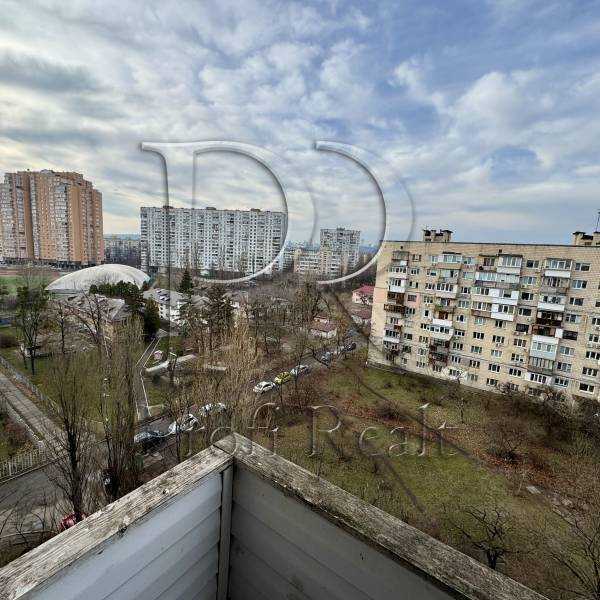 Продажа 3-комнатной квартиры 64 м², Энтузиастов ул., 31/1