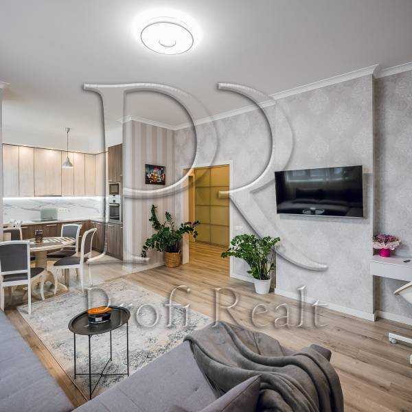 Продажа 3-комнатной квартиры 91 м², Гната Хоткевича ул., 8