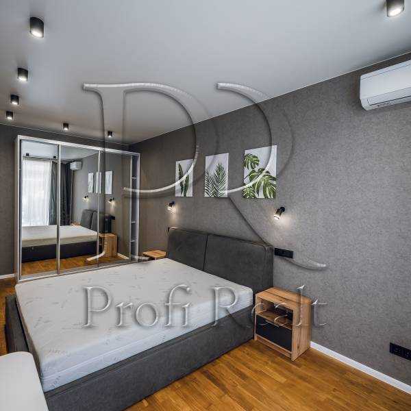 Продажа 1-комнатной квартиры 45 м², Замковецкая ул., 86А