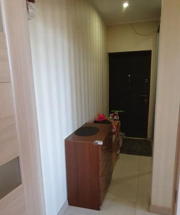 Продажа 1-комнатной квартиры 47 м², Средняя ул.
