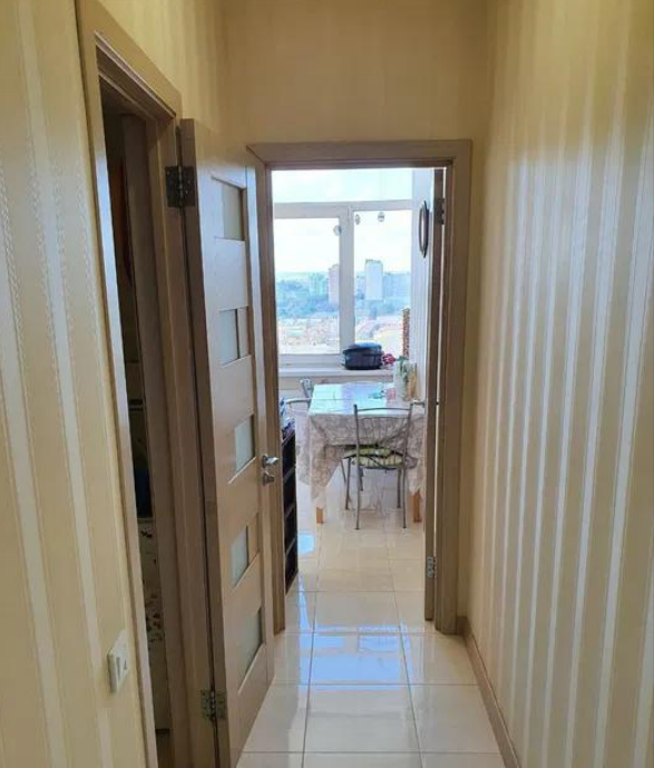 Продажа 1-комнатной квартиры 47 м², Средняя ул.