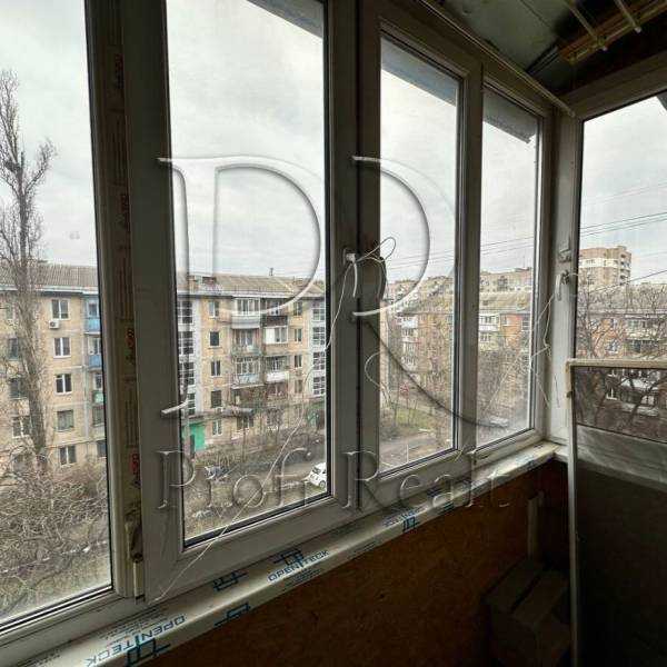 Продажа 1-комнатной квартиры 32 м², Красноткацкая ул., 22Б